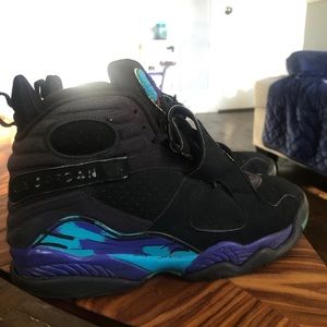 Retro Air Jordan Aqua 8
